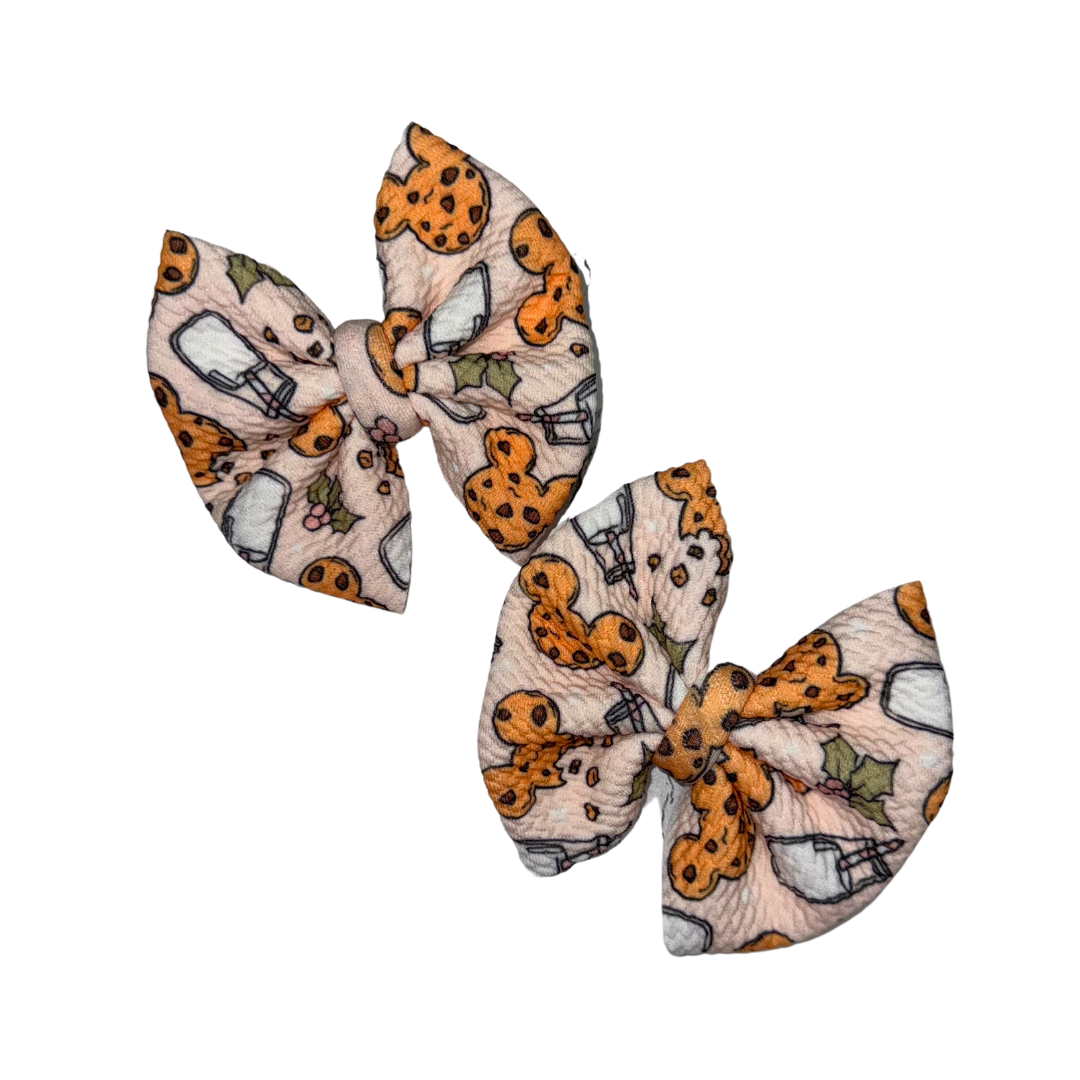Mick and Cookies Bow