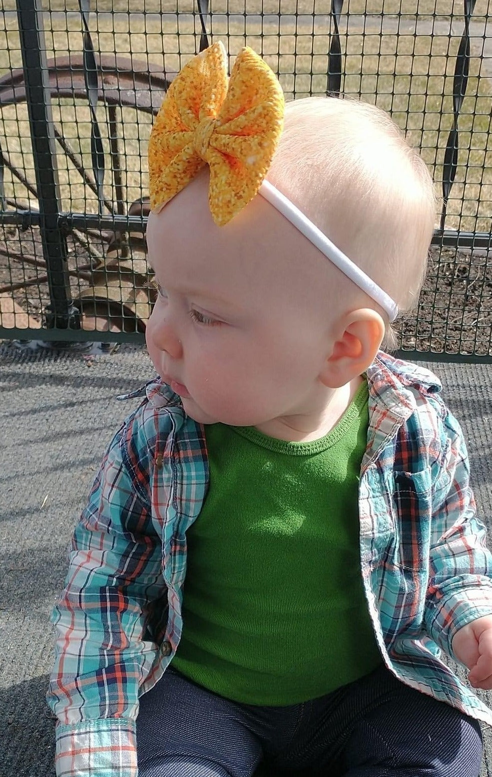 Gold Glitter Bow
