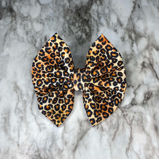 Leopard Bow