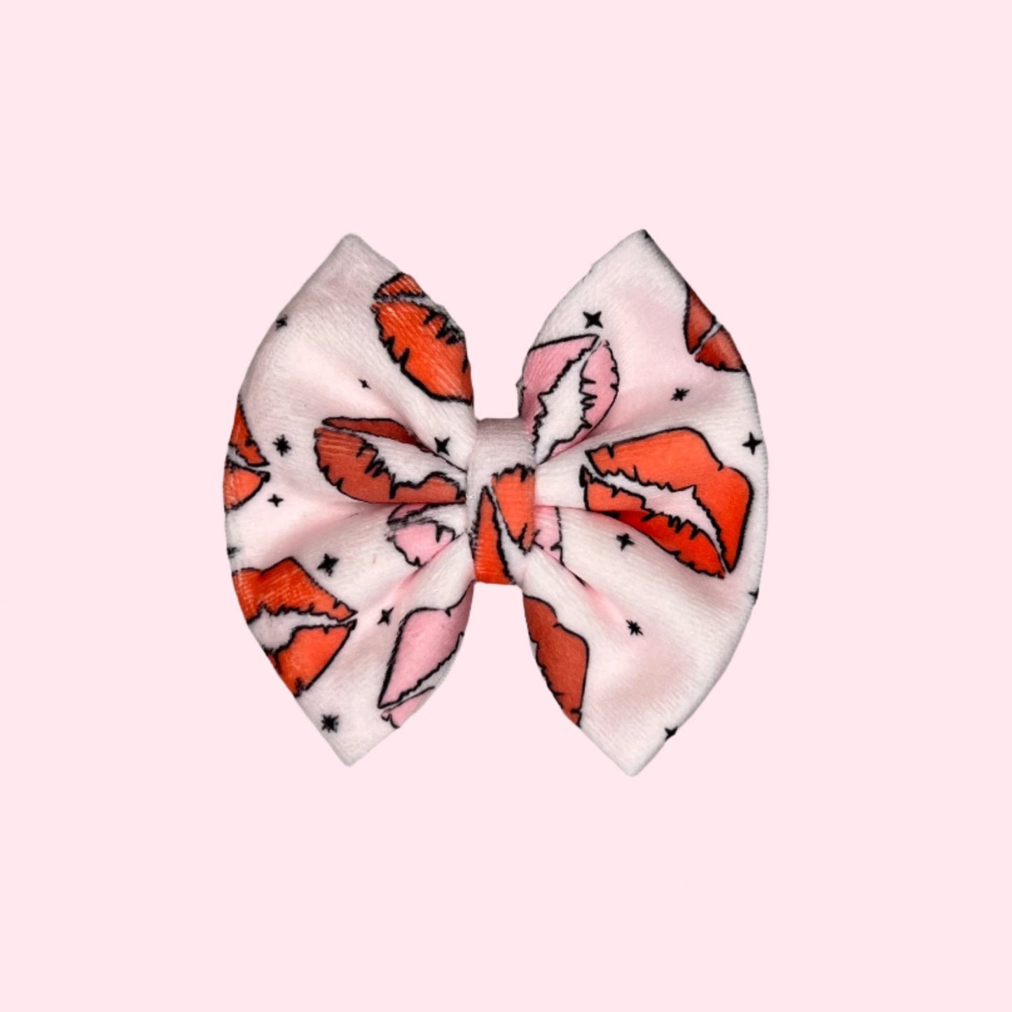 Velvet Kiss Bow