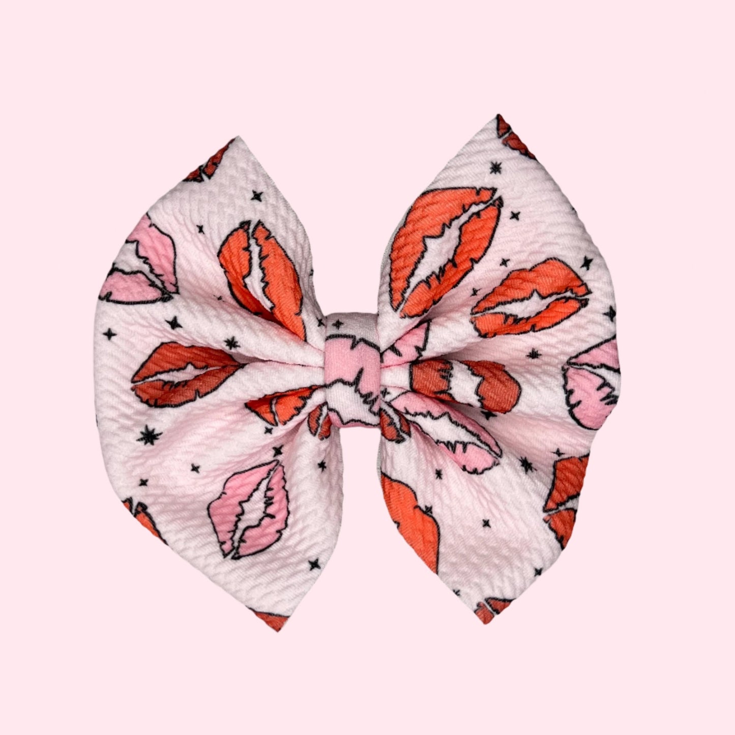 Kiss Bow