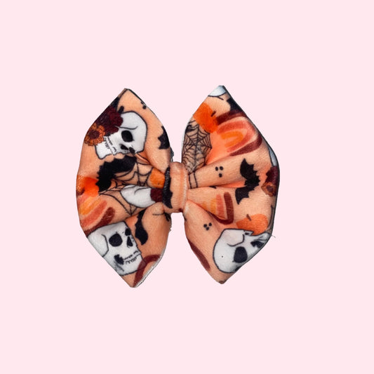 Batty Skulls Velvet Mini Bow