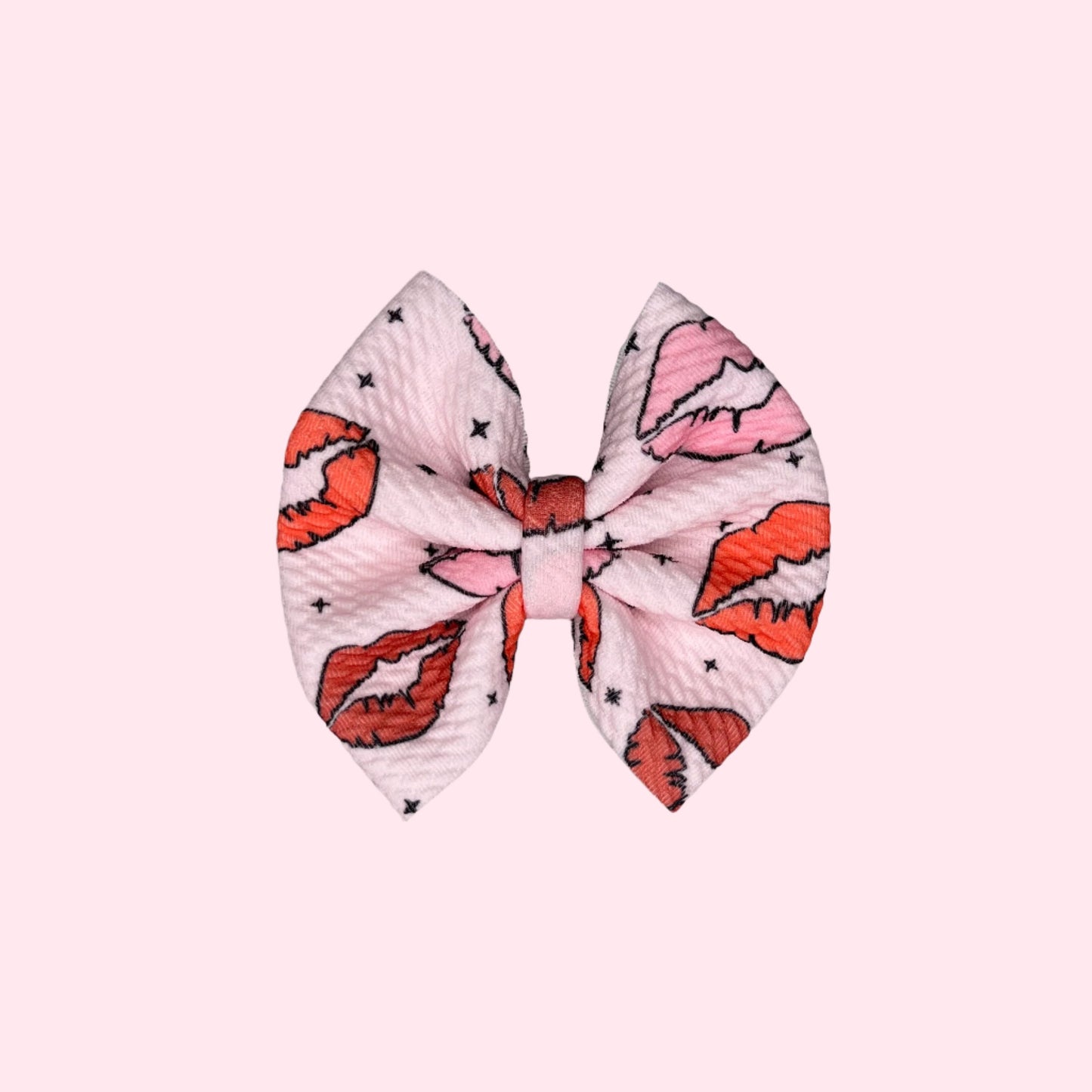 Kiss Bow